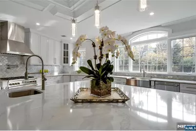 707 Black Hawk Lane, Franklin Lakes, NJ 07417 - Photo 12