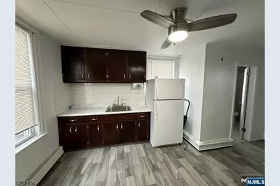 89 Getty Avenue 3 #3, Clifton, NJ 07011 - Photo 4