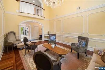 61 Overlook Drive, Woodcliff Lake, NJ 07677 - Photo 10