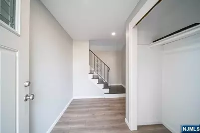 100 Westside Avenue 2 #2, Bergenfield, NJ 07621 - Photo 12