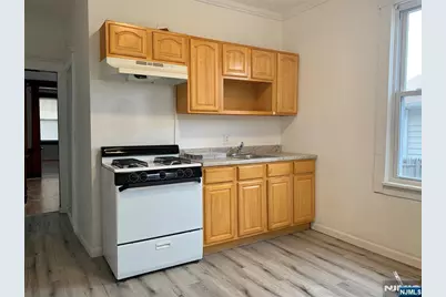 122 Ryerson Avenue 1 #1, Paterson, NJ 07502 - Photo 8