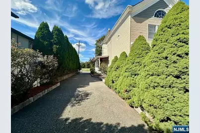 38 Totowa Road, Wayne, NJ 07470 - Photo 6