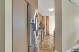 7004 Blvd East 33D, Guttenberg, NJ 07093 - Photo 12