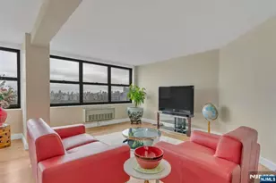 7004 Blvd East 33D, Guttenberg, NJ 07093 - Photo 2