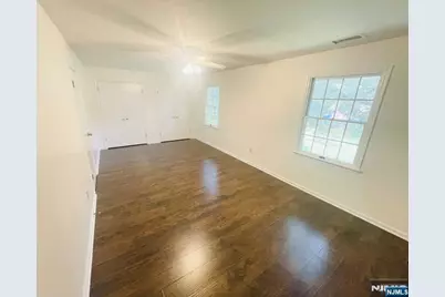 50 Beverly Court, Fair Lawn, NJ 07410 - Photo 16