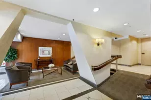 1 Horizon Road 817, Fort Lee, NJ 07024 - Photo 38