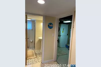 81 Waydell Street, Newark, NJ 07105 - Photo 20