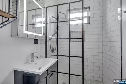 13 2nd Avenue, Newark, NJ 07104 - Photo 12