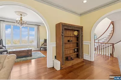 912 Cherokee Lane, Franklin Lakes, NJ 07417 - Photo 34