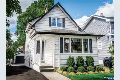 271 Travers Place, Lyndhurst Township, NJ 07071 - Photo 1