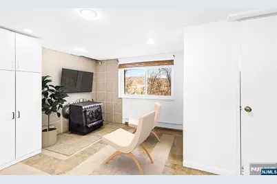 2 Roger Avenue, Wanaque, NJ 07420 - Photo 4