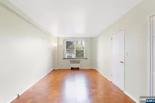 1450 Palisade 3I, Fort Lee, NJ 07024 - Photo 10