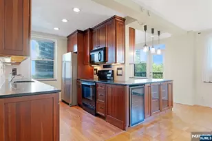 1450 Palisade 3I, Fort Lee, NJ 07024 - Photo 4