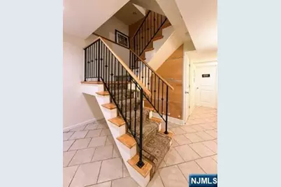 8 Carroll Place 8 #8, Weehawken, NJ 07086 - Photo 20