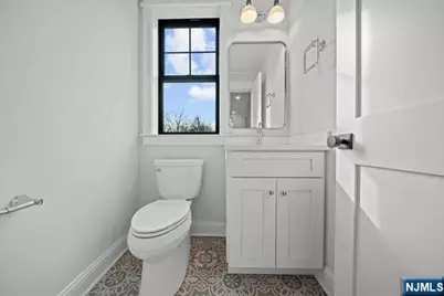 147 Central Avenue 20 #20, Old Tappan, NJ 07675 - Photo 16