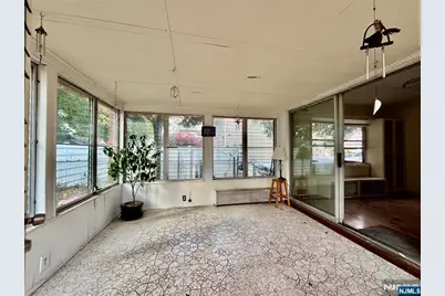 62 Howland Avenue, Teaneck Township, NJ 07666 - Photo 18