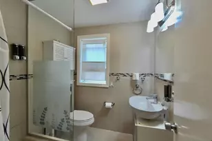 62 Howland Ave, Teaneck Township, NJ 07666 - Photo 10