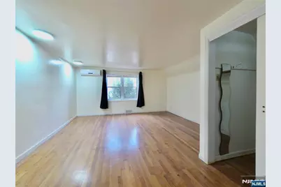 62 Howland Avenue, Teaneck Township, NJ 07666 - Photo 8