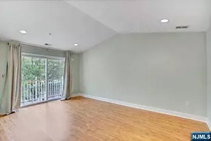 100 Abbie Ct, Guttenberg, NJ 07093 - Photo 24