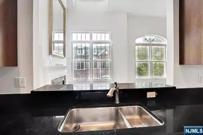 100 Abbie Court, Guttenberg, NJ 07093 - Photo 10