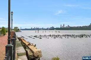 100 Abbie Ct, Guttenberg, NJ 07093 - Photo 38