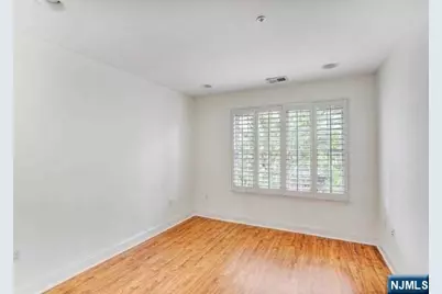 100 Abbie Court, Guttenberg, NJ 07093 - Photo 20