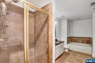 100 Abbie Ct, Guttenberg, NJ 07093 - Photo 26