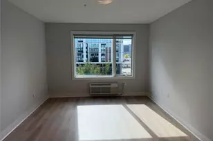 2150 N Central Road 410, Fort Lee, NJ 07024 - Photo 4