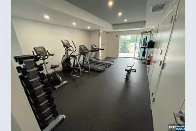 2150 N Central Road 410 #410, Fort Lee, NJ 07024 - Photo 14