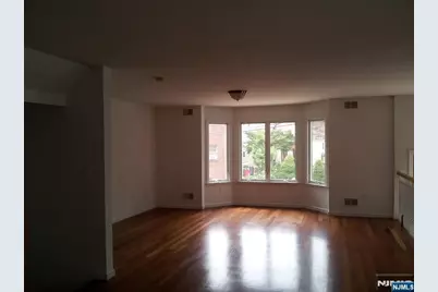 229 Crescent Lane Co229 #CO229, Cliffside Park, NJ 07010 - Photo 2