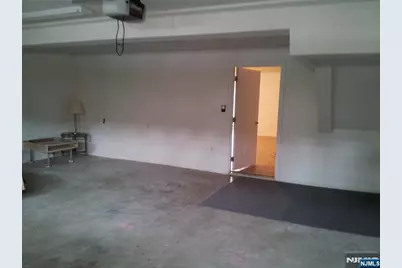 229 Crescent Lane Co229 #CO229, Cliffside Park, NJ 07010 - Photo 12