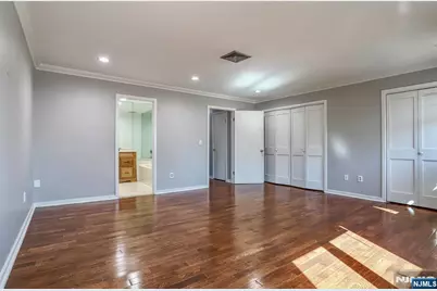 18 Skyview Terrace, Clifton, NJ 07013 - Photo 20