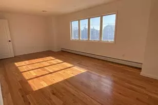 419 2nd Ave 2, Lyndhurst Township, NJ 07071 - Photo 4