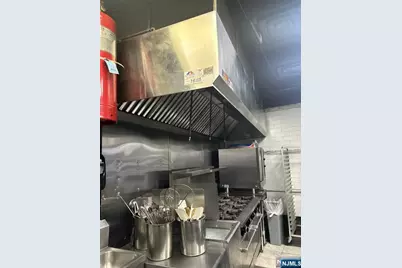 4 W Palisade Avenue, Englewood, NJ 07631 - Photo 8