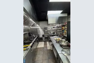 4 W Palisade Avenue, Englewood, NJ 07631 - Photo 2