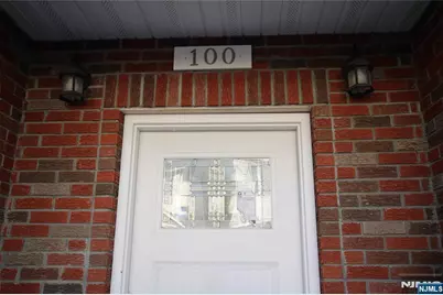 100 Grove Terrace 1 #1, Newark, NJ 07106 - Photo 18