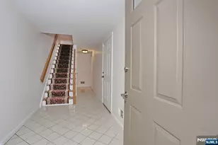 33 Elizabeth Terrace, Leonia, NJ 07605 - Photo 4