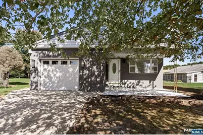 5 Saint Andrews Court, Berkeley, NJ 08757 - Photo 1