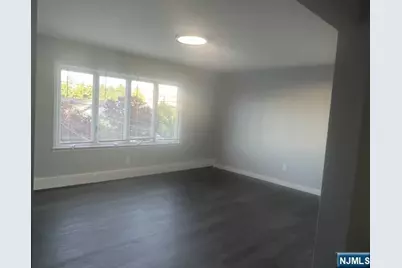 30 Chobot Lane 2 #2, Elmwood Park, NJ 07407 - Photo 6