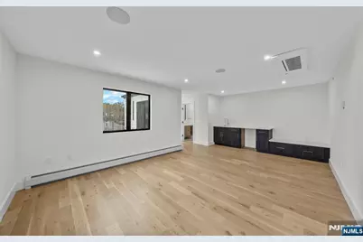 1157 Inwood, Fort Lee, NJ 07024 - Photo 20