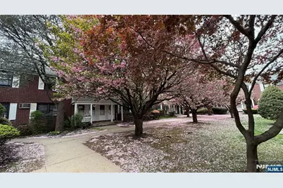 445 Union 2E #2E, Rutherford, NJ 07070 - Photo 12