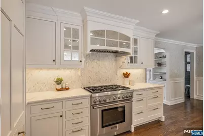 86 Carlton Avenue, Ho Ho Kus, NJ 07423 - Photo 10