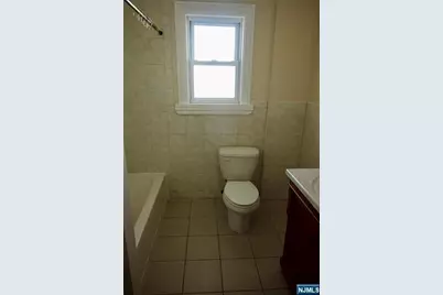 513 Fairview Terrace 2 #2, Ridgefield, NJ 07657 - Photo 10