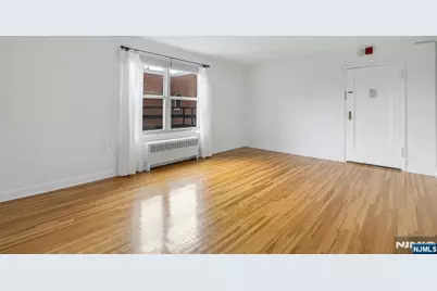 2350 Linwood 5C #5C, Fort Lee, NJ 07024 - Photo 4