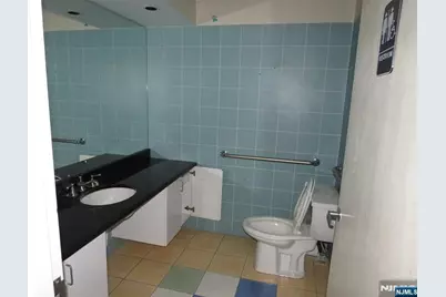413 Hackensack Street, Carlstadt, NJ 07072 - Photo 16
