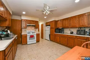 155 Lafayette St, Newark, NJ 07105 - Photo 28