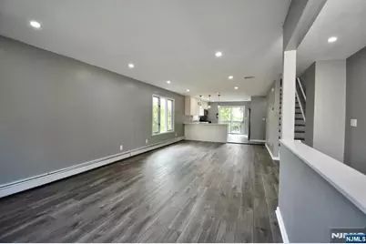 2482 5th Street A #A, Fort Lee, NJ 07024 - Photo 4