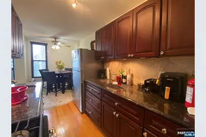 824 Main, Belleville, NJ 07109 - Photo 4