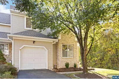 30 Sweetwater Lane, Hamburg, NJ 07419 - Photo 2