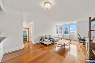 88 Morgan Street 4107, Jersey City, NJ 07302 - Photo 2